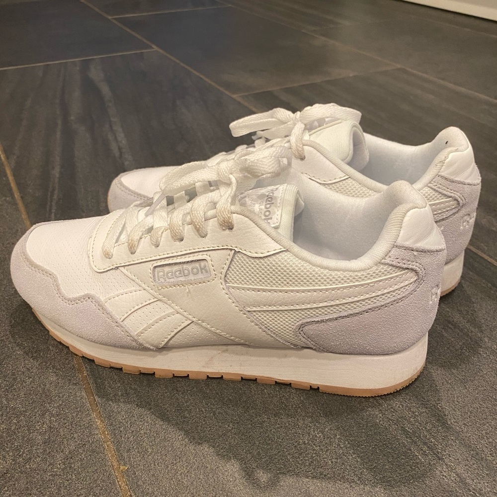 Reebok Women's Classic Harman Run Sneaker